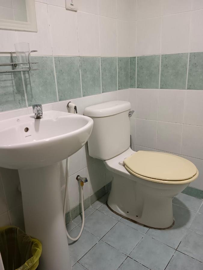 Yussal Homestay Simpang Ampat Semanggol Екстер'єр фото